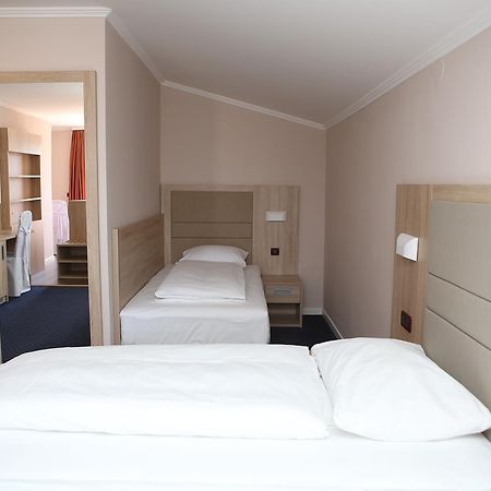 Hotel Ana Gospić Eksteriør bilde