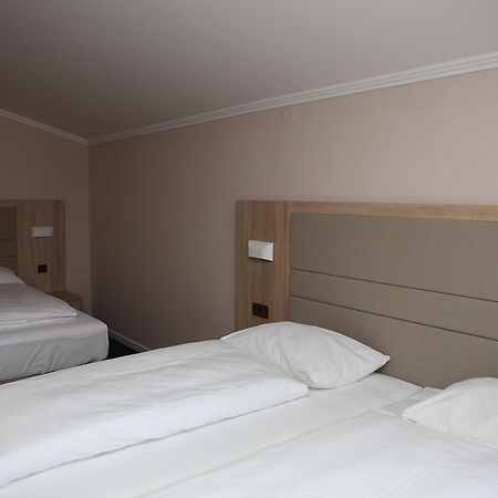 Hotel Ana Gospić Eksteriør bilde