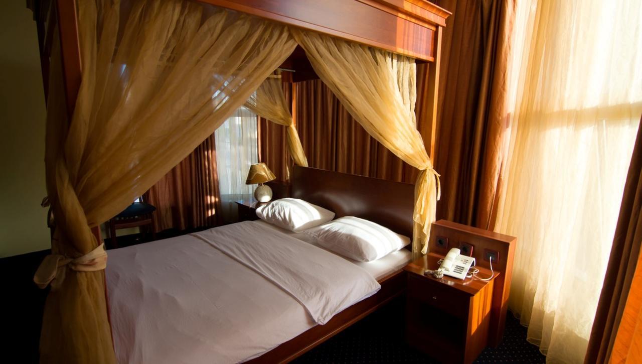 Hotel Ana Gospić Eksteriør bilde