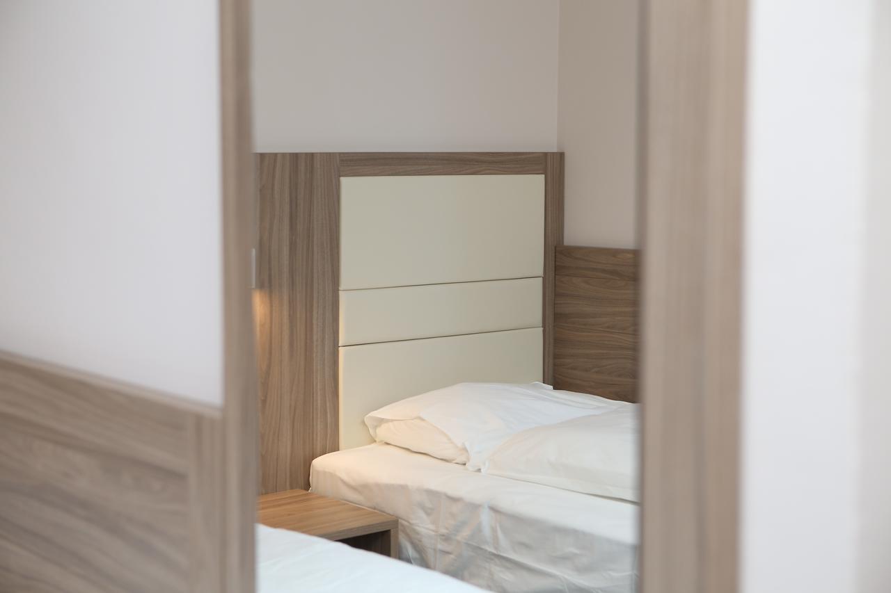 Hotel Ana Gospić Eksteriør bilde